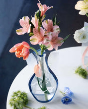 Load image into Gallery viewer, BLOFLO Collapsible Flower Vase, Foldable Vase, Expandable Vase, Plastic Flower Vases, Removable Flower Vases for Centerpieces, Contemporary Décor for Home Office Wedding (Set of 6)