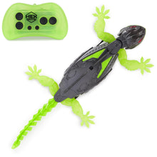 Load image into Gallery viewer, HEX BOTS Wall Crawler Gecko, Rechargeable Remote Control Robot, Climbs Walls, LED Eyes, Ages 4+