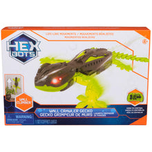 Load image into Gallery viewer, HEX BOTS Wall Crawler Gecko, Rechargeable Remote Control Robot, Climbs Walls, LED Eyes, Ages 4+